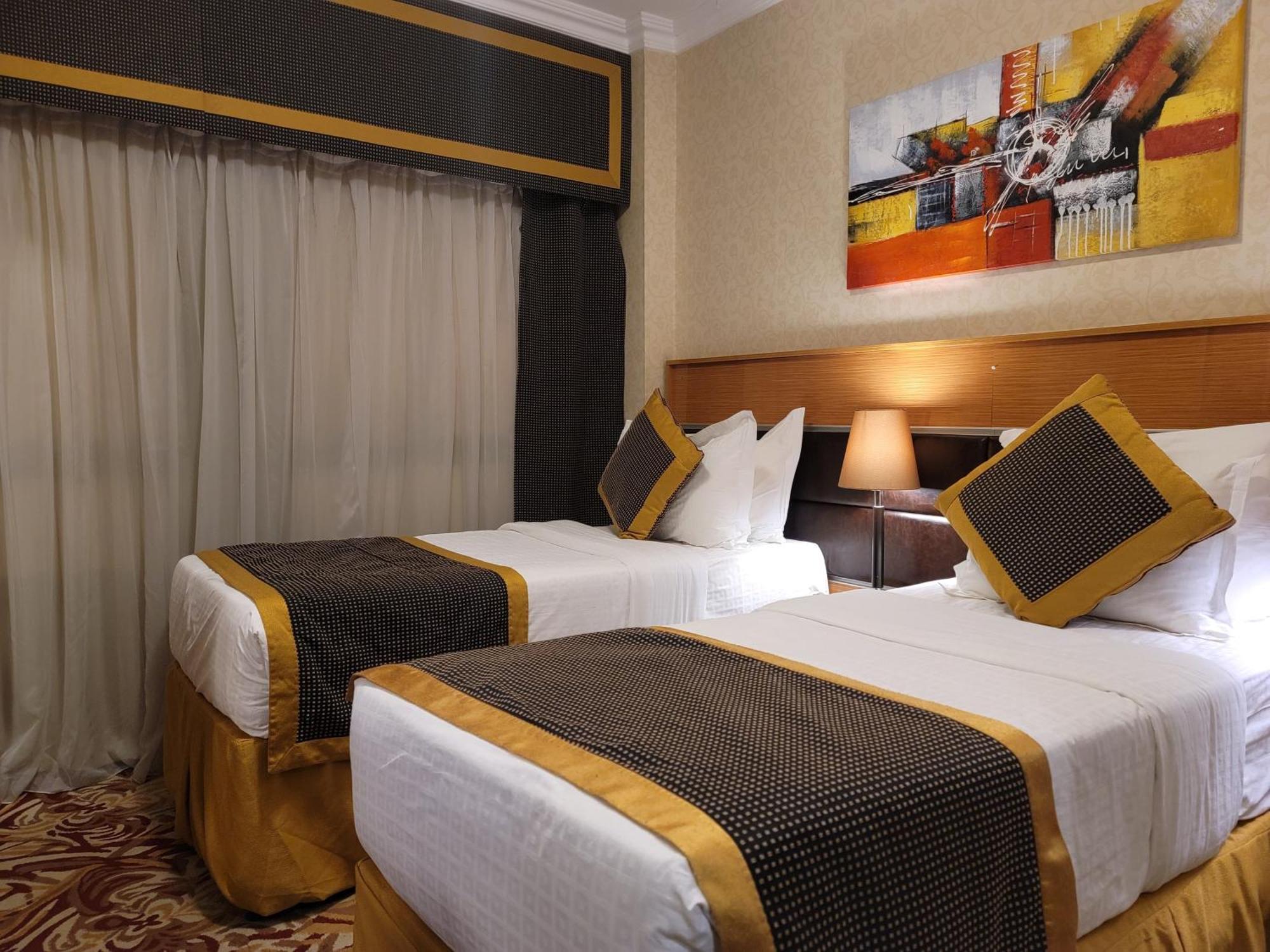 Golden Tulip Al Shakreen Médine Extérieur photo