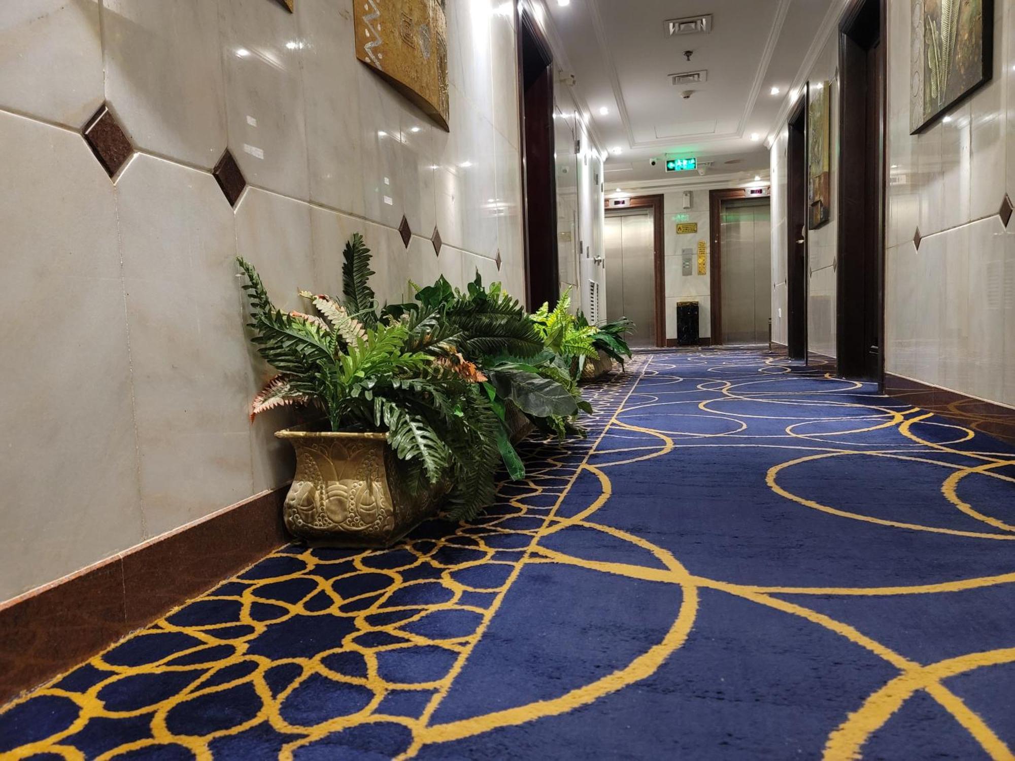 Golden Tulip Al Shakreen Médine Extérieur photo