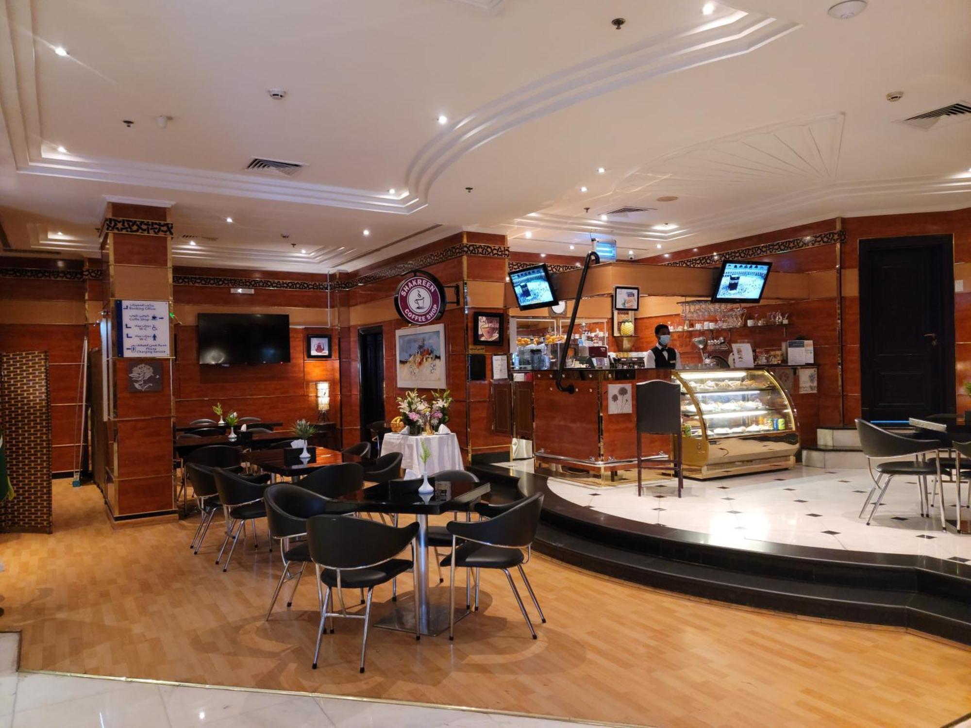 Golden Tulip Al Shakreen Médine Extérieur photo